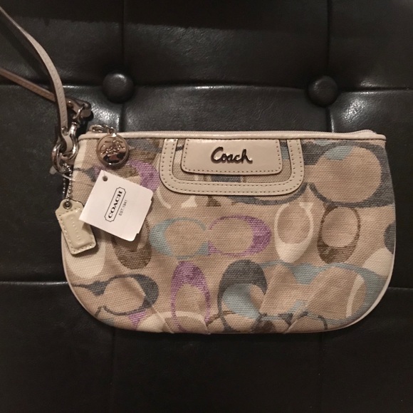 Coach Wristlet/Wallet - Picture 1 of 3